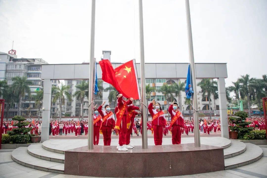 我为梁山华通二手车市场代言|买到放心、满意的车辆 享受到家的感觉